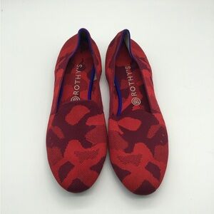 Rothy's Round Toe The Loafer in Red Camo